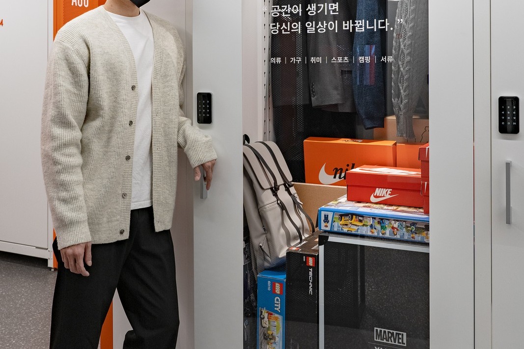 편안창고 개인창고 쇼룸 유닛 — 계절별 온습도가 관리되는 보관환경
